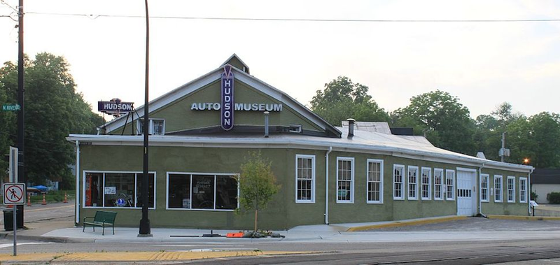 Illustration for article titled The Ten Weirdest Car Dealerships In The World